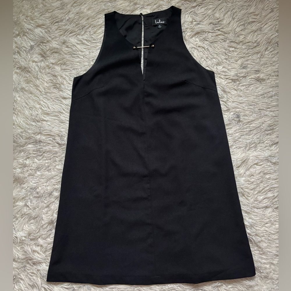 Lulu's Black Women’s Sleeveless Mini V-Neck Dress Size S
